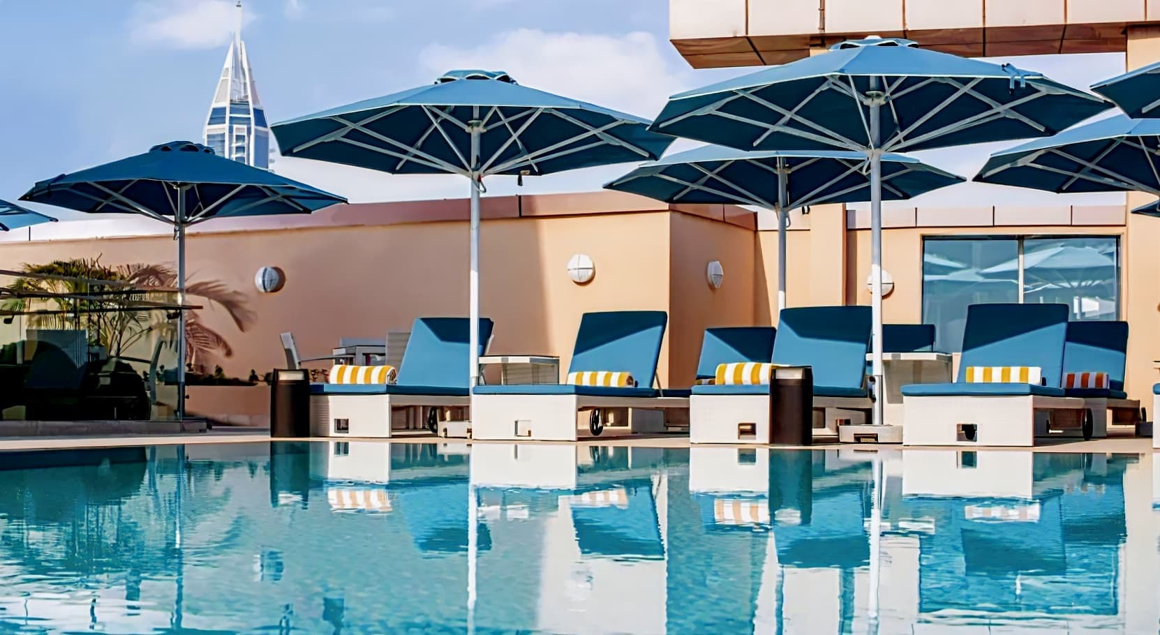 Pullman Dubai Jumeirah Lakes Towers