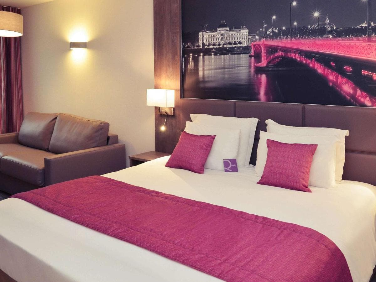 Mercure Lyon Est Chaponnay Hotel