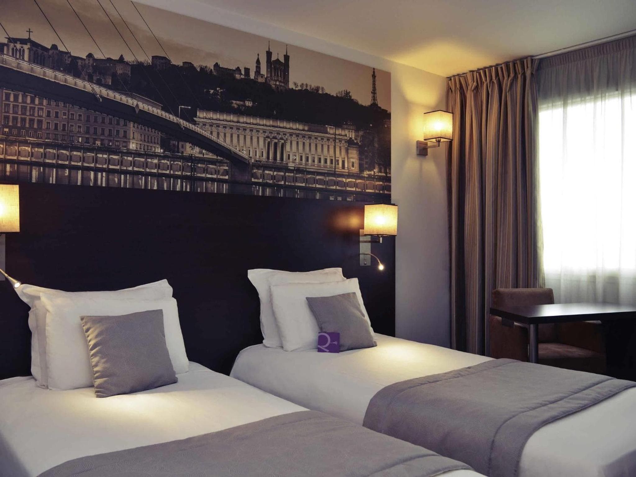 Mercure Lyon Est Chaponnay Hotel