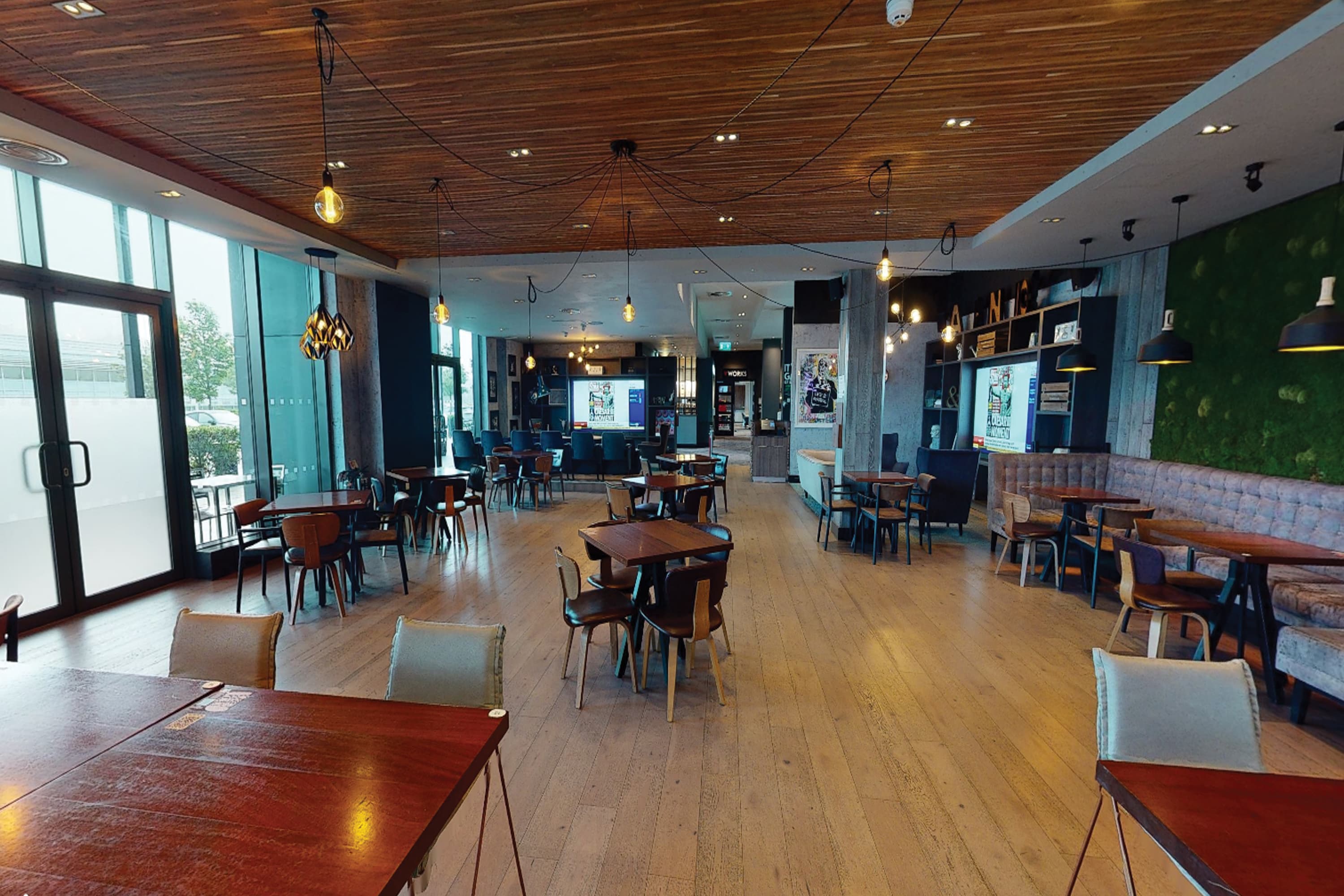 Village Hotel London Watford