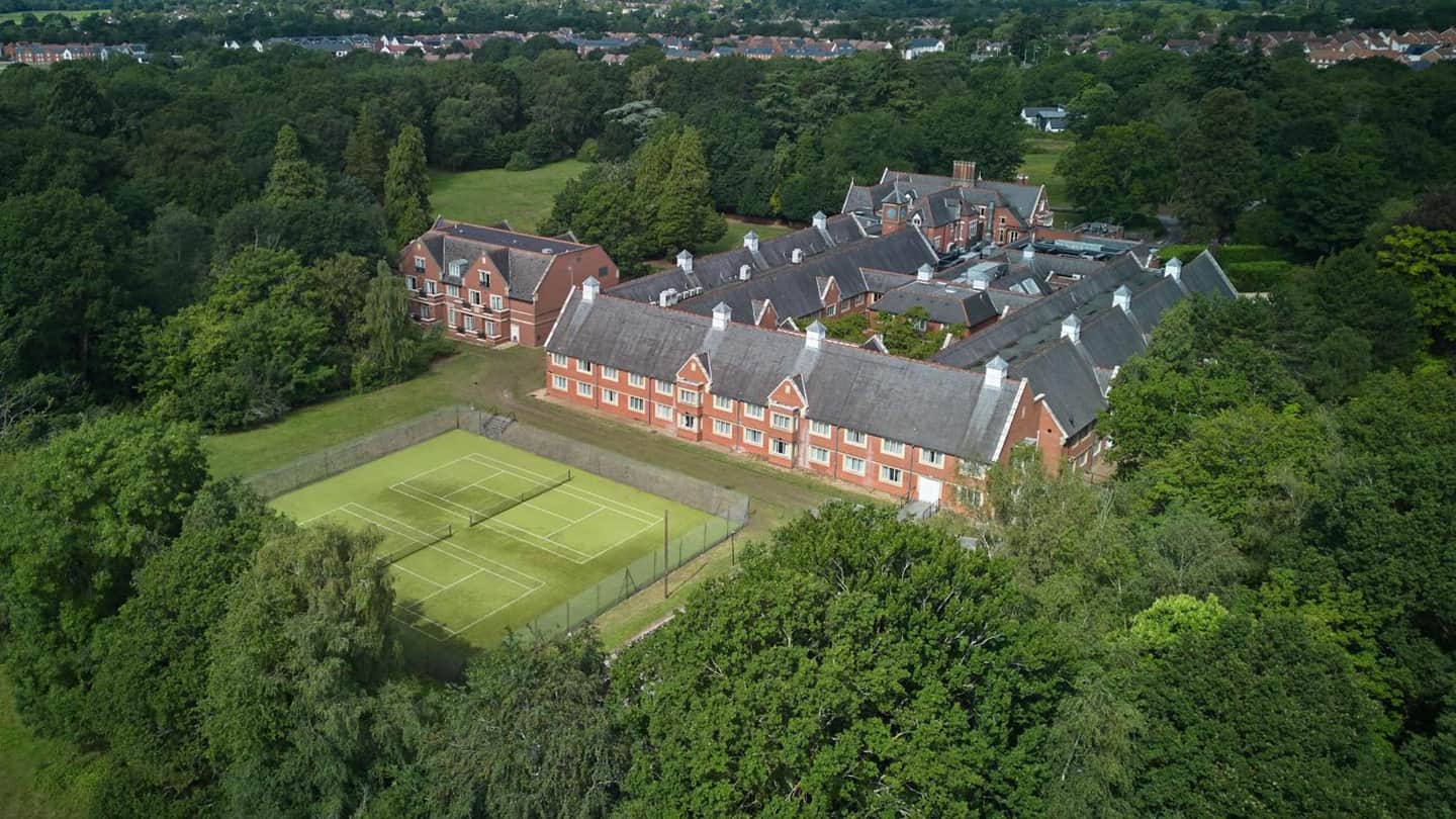 DoubleTree by Hilton, St. Anne’s Manor