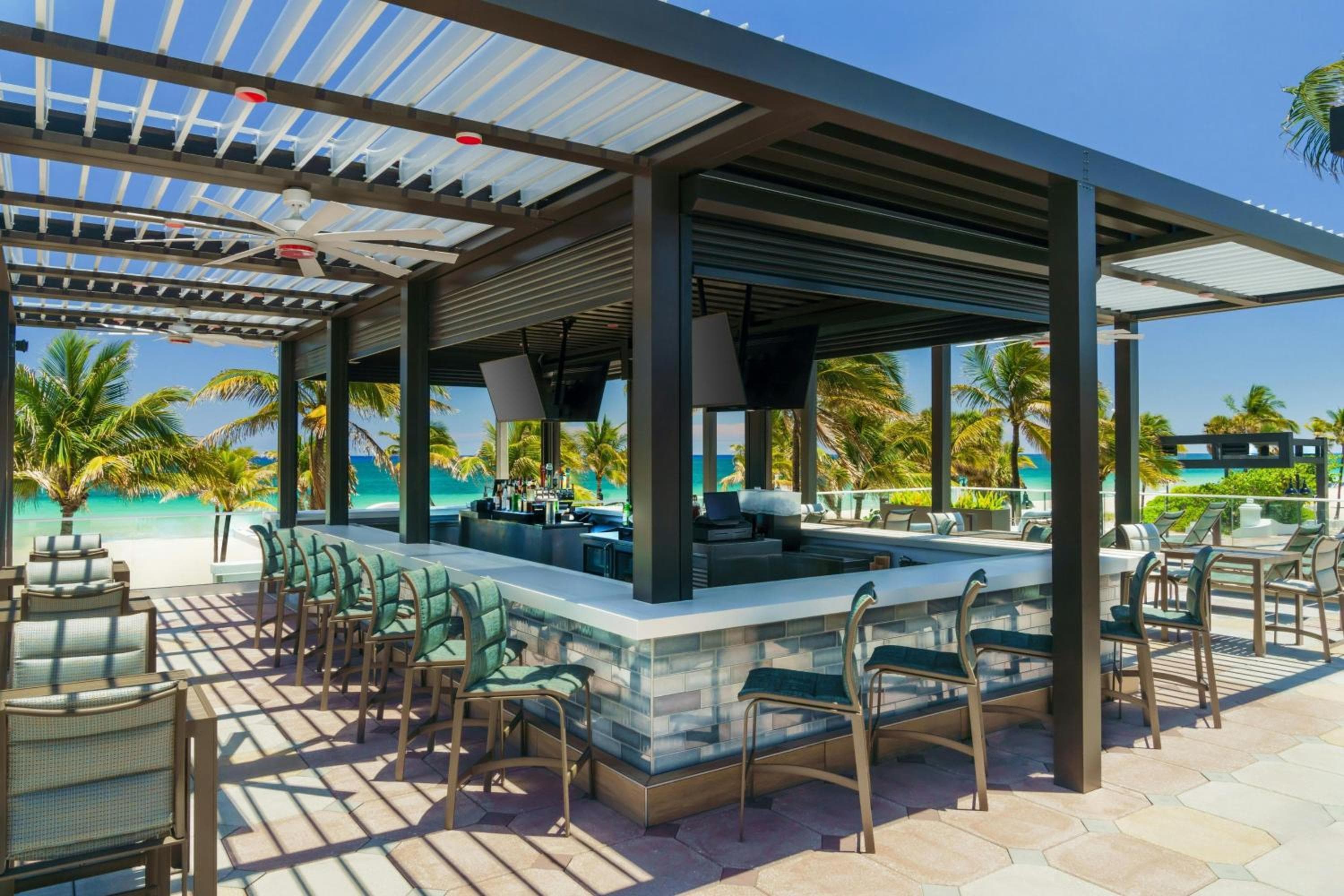 Courtyard by Marriott Oceanside Fort Lauderdale Beach