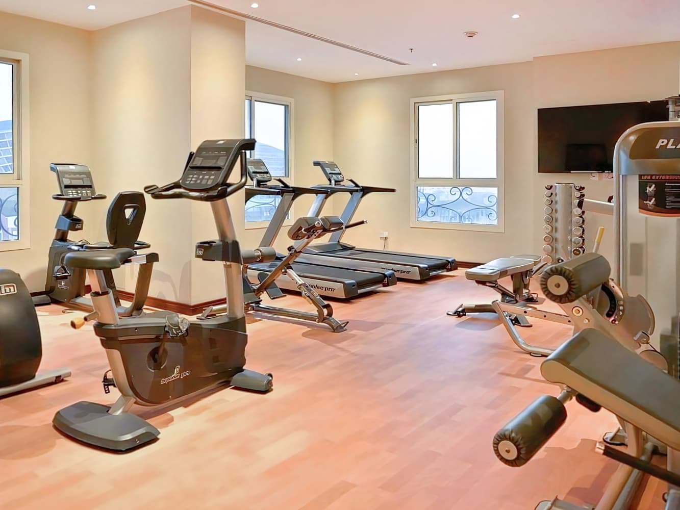 Strato Hotel By Warwick