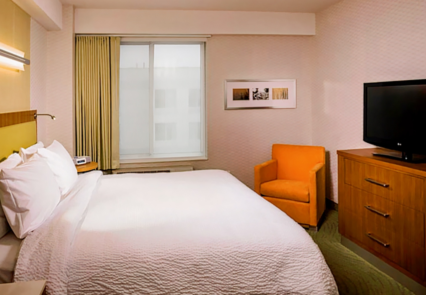 SpringHill Suites by Marriott New York LaGuardia Airport